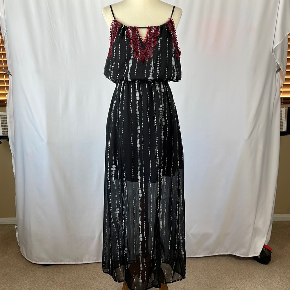 Knox Rose Black Blousy Sexy Boho Maxi Sun Dress w/Red Embellishment - Size XS